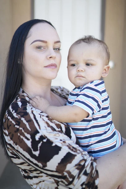 Джессика и ее сын Малахи, 10 месяцев